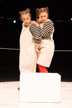 Szenenfoto "Mikas Seelenzirkus"; Foto: Julia Fenske