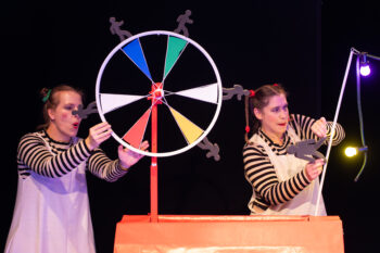 Szenenfoto "Mikas Seelenzirkus"; Foto: Julia Fenske